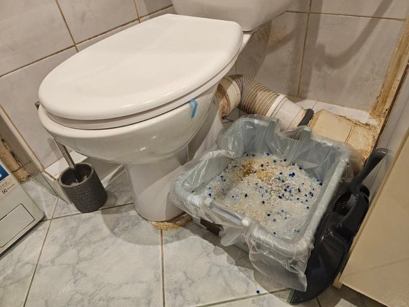 Mocowanie i naprawa toalety kompaktowej na Targówku – realizacja