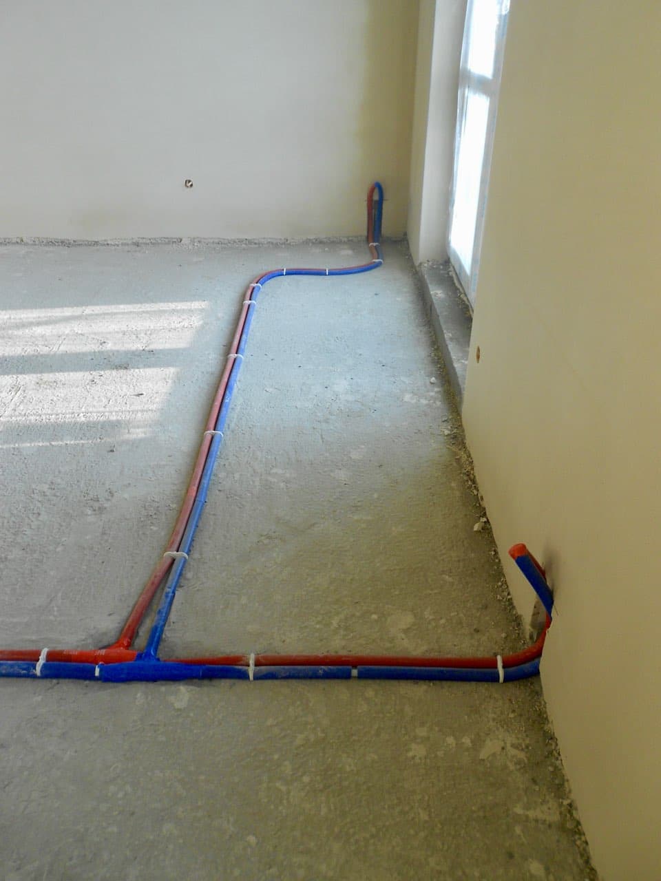 Przesunięcie grzejników w systemie Uponor w Łodzi – realizacja