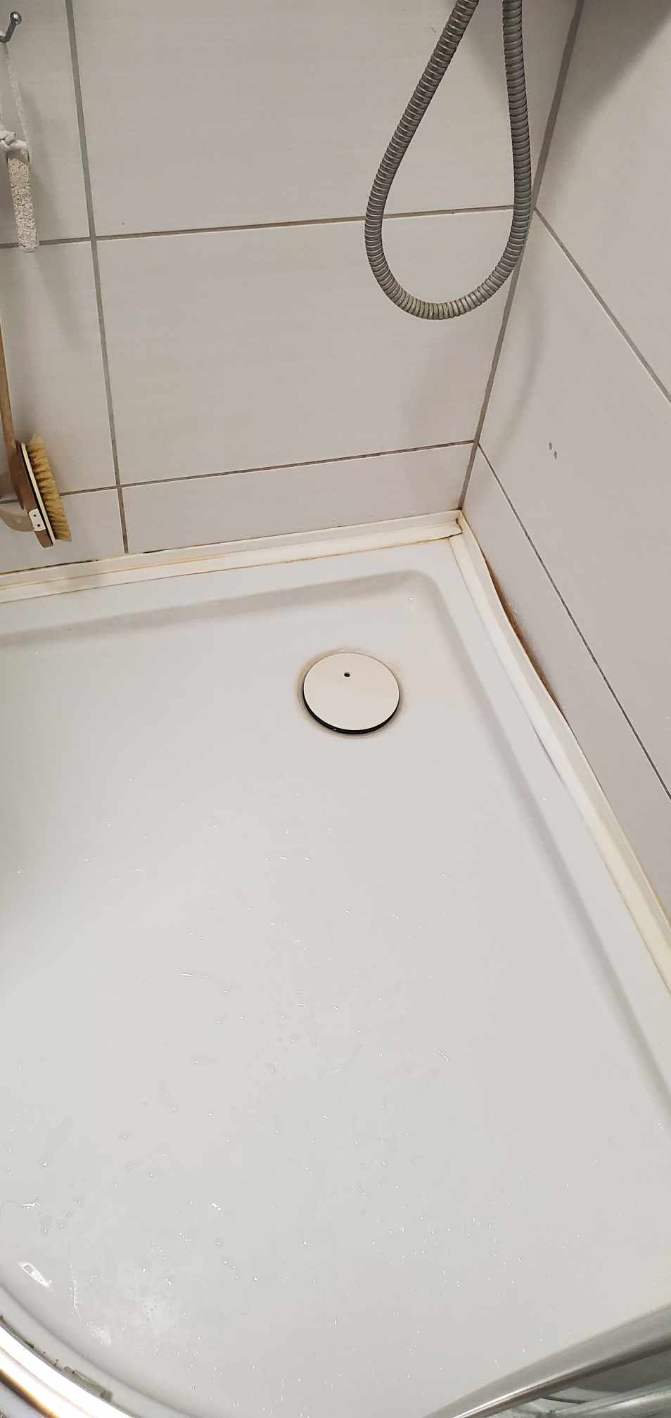 Uszczelnienie brodzika prysznicowego na Bródnie – realizacja