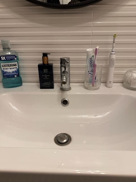 Uszkodzony mieszacz powoduje problem z ciepłą wodą – realizacja