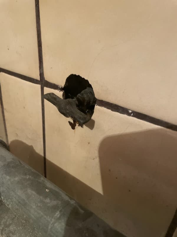 Szybka wymiana cieknącego zaworu przed wyjazdem