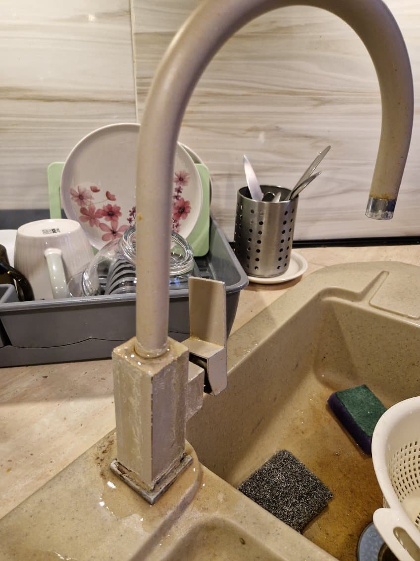 Wymiana baterii zlewozmywakowej w kuchni w Bydgoszczy